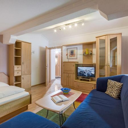 Haus Agnes Daum Apartment Hippach Bagian luar foto